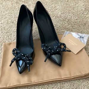 Brand new Burberry Finsbury Heels size 35.5 (US 5 1/2)